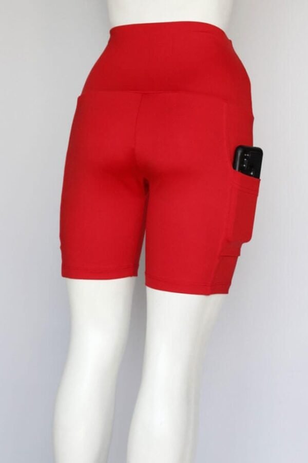 E27. Short Bicicletero con Bolsas Laterales Rojo. Talle Alto (Más Colores)