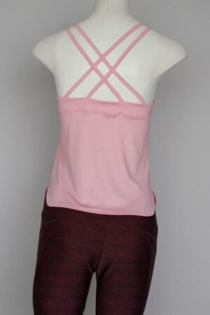C40. Playera Tirantes Cruzados Rosa
