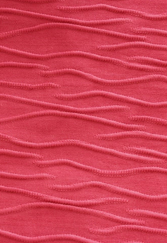 E32. Chamarra Corta Fucsia Bolsa Canguro y Pliegues 4 E32. Chamarra Corta Fucsia Bolsa Canguro y Pliegues