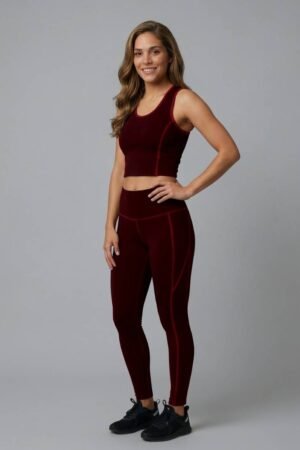 conjunto burgundy top largo y malla costuras laterales vino